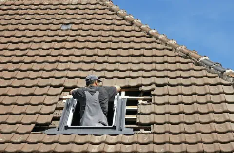 Pose de velux à Merville